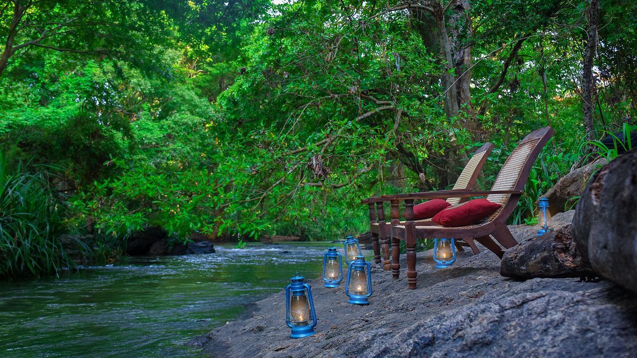 River Glamping By Gaga Bees Udawalawe Exteriör bild